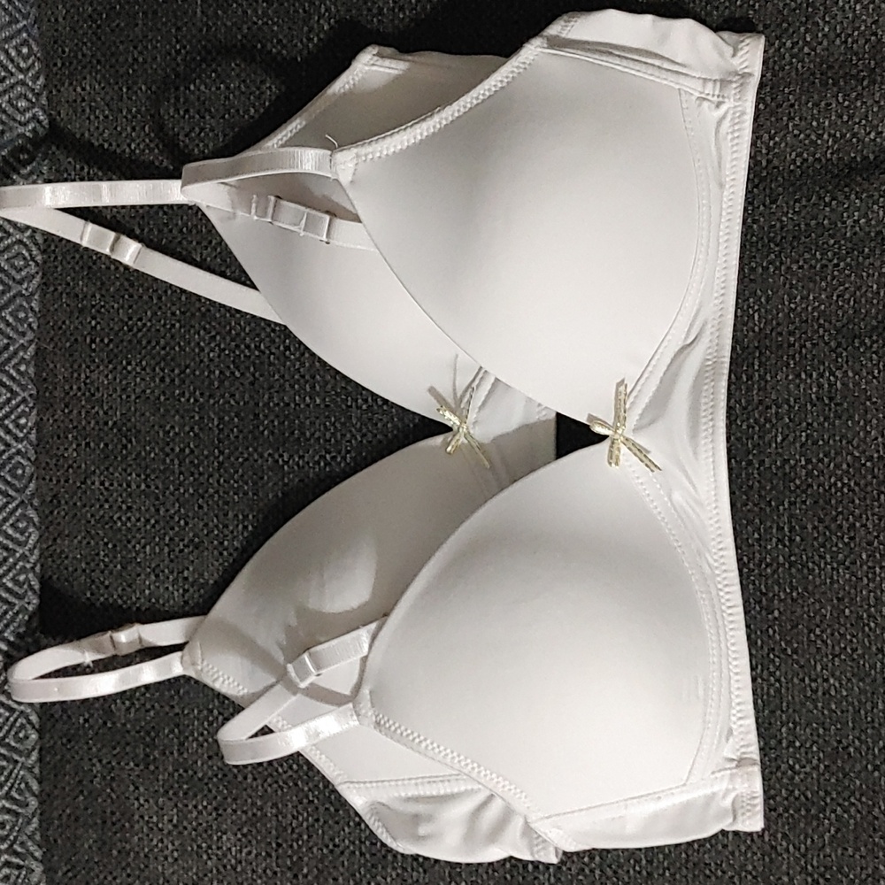 Nicole Miller White Bra with Bow Accent